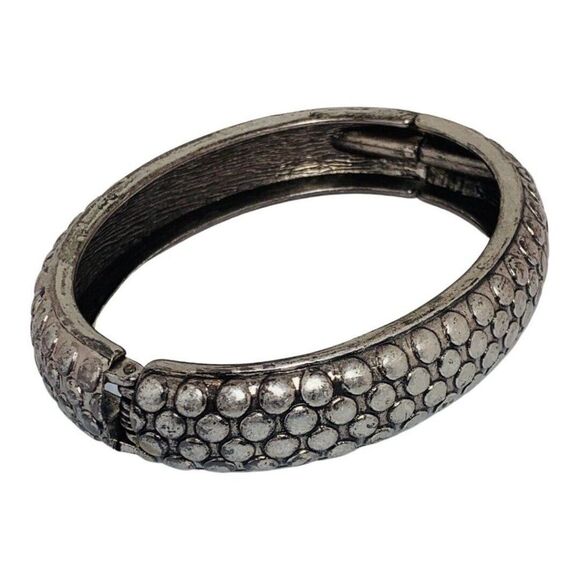 Vintage Circle Cobblestone Snake Skin Hammered Silver Tone Clamper Bracelet 7.5 - Picture 3 of 7